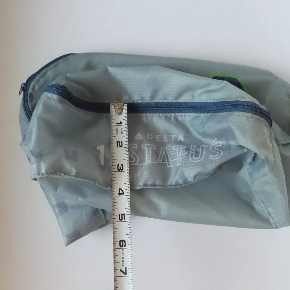 Delta x Seahawks packing cubes